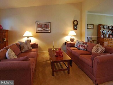 182 Commonwealth Dr, Newtown, PA 18940 - photo 4