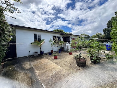 2270 SW 24th St, Miami, FL 33145 - photo 3