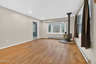 257 Lake Shore Dr, Rensselaer, NY 12144 - photo 4