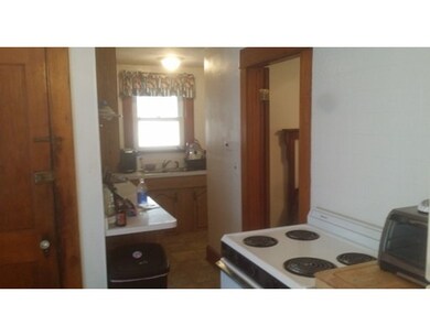 13 Elizabeth St unit 1, Uxbridge, MA 01569 - photo 3