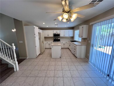 10247 Trailing Dalea Ave, Las Vegas, NV 89135 - photo 4