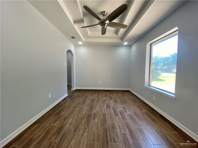 519 Tulip Cir, Alamo, TX 78516 - photo 6