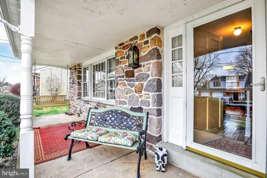 182 Fletcher Dr, Morrisville, PA 19067 - photo 3