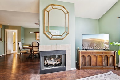 8-web-or-mls-Primrose Ln-S0607-008