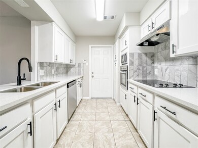 11107 Caribbean Ln, Houston, TX 77089 - photo 7