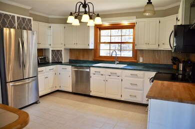 7 Pine Acres Rd, Allenstown, NH 03275 - photo 3