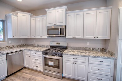 Kitchen (2)