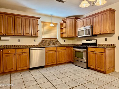 2206 N 25th St, Phoenix, AZ 85008 - photo 5