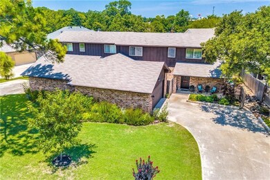 1726 Stonegate Dr unit 17, Denton, TX 76205 - photo 2