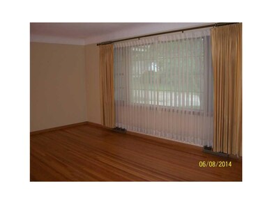 . FINE  HARDWOOD  FLOORS .