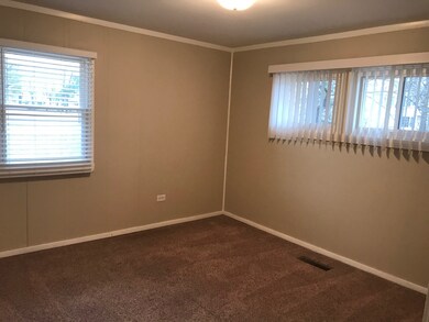 804 E Elm St, Wheaton, IL 60189 - photo 5