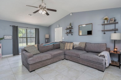 5-web-or-mls-4-holly-rd