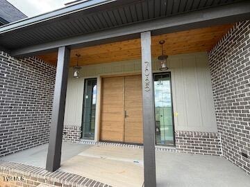 7472 Wolfe Ridge, Johnson City, TN 37601 - photo 2