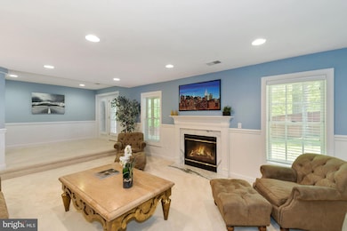 8626 James Creek Dr, Springfield, VA 22152 - photo 6