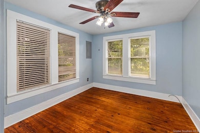 307 S Welty St, Iowa, LA 70647 - photo 6