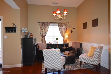 Formal Dining