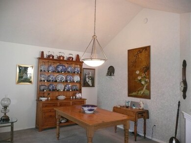 909 Golden Ct, Medical Lake, WA 99022 - photo 3