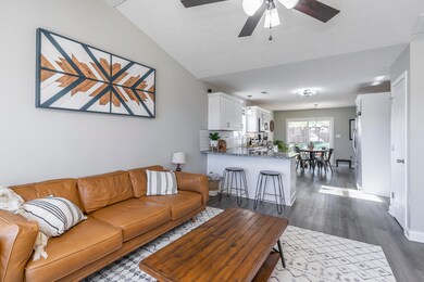 113 Wisteria Ln, Frankfort, KY 40601 - photo 3