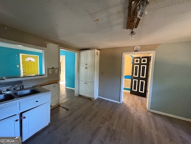 267 E Broad St, Newnan, GA 30263 - photo 6