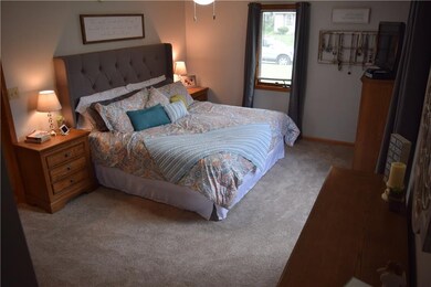 505 E 23rd St S, Newton, IA 50208 - photo 4