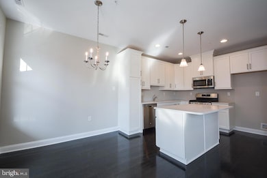 762 W 2nd St, Lansdale, PA 19446 - photo 3