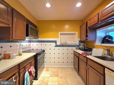 7117 Judith Ave, Alexandria, VA 22315 - photo 7