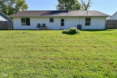 180 Briar Hill Dr, Whiteland, IN 46184 - photo 3