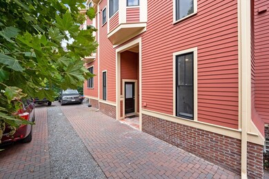42 Bow St unit 5, Somerville, MA 02143 - photo 2