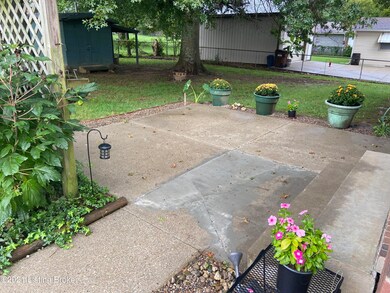 148 Dogwood Dr, Mount Washington, KY 40047 - photo 4