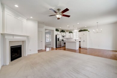 12881 Thames Dr, Fishers, IN 46037 - photo 5