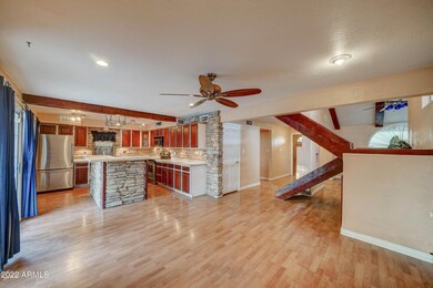 6823 S 42nd St-4