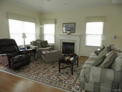 2697 Terrwood Dr W unit 150, Macungie, PA 18062 - photo 4