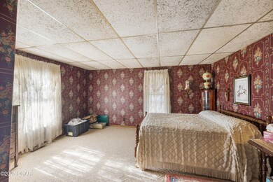 202 Cullen Ave, West Mineral, KS 66782 - photo 7