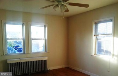 820 Lyndhurst St, Baltimore, MD 21229 - photo 4