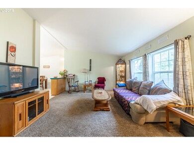 117 Knapp Ln, Eugene, OR 97404 - photo 5