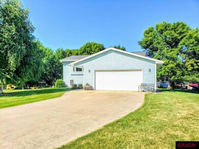 1809 N Payne St, New Ulm, MN 56073 - photo 2