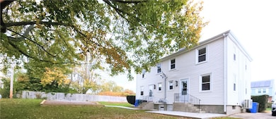 1 Shangri-La Ln, Middletown, RI 02842 - photo 3