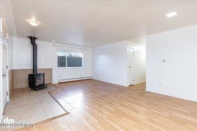 05-Living Room 20240314-DW-3251-Edit
