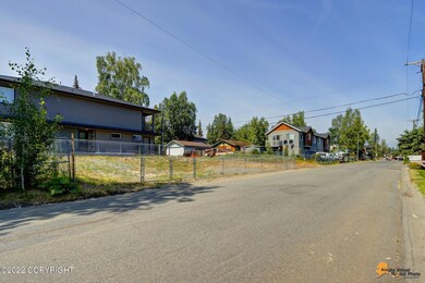 Barbara Street Looking North