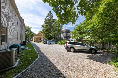 51 William St unit 2, Fairhaven, MA 02719 - photo 4