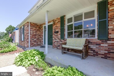 506 Camelot Dr, Brookhaven, PA 19015 - photo 2