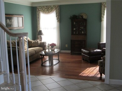 1331 Taylor Dr, Langhorne, PA 19047 - photo 4