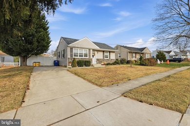 19 Farnsworth Ave, Maple Shade, NJ 08052 - photo 3