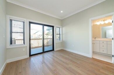294 Princeton St, Boston, MA 02128 - photo 6
