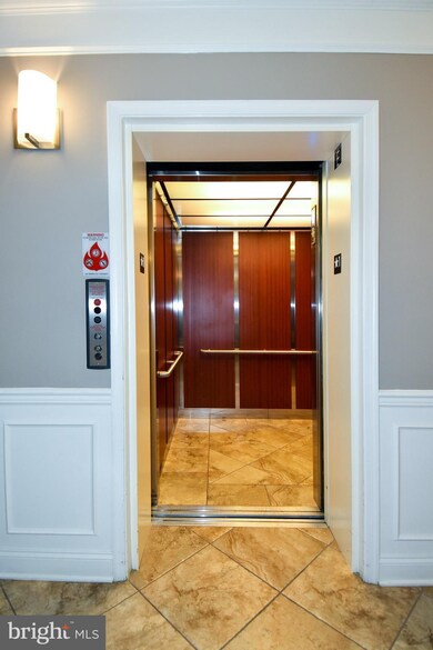 24636 Woolly Mammoth Terrace unit 205, Aldie, VA 20105 - photo 4