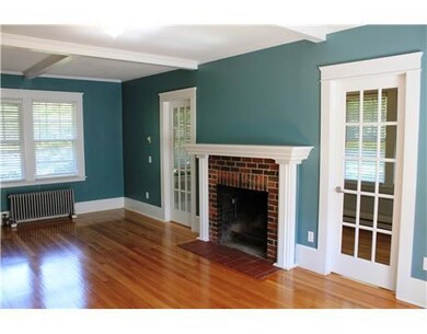 458 1st Ave, East Greenwich, RI 02818 - photo 3