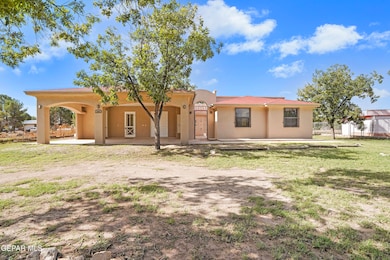 300 Ruffian Way, Clint, TX 79836 - photo 2