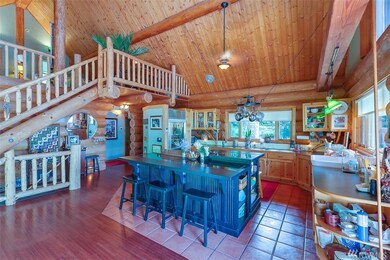 19817 Soundview Dr NW, Stanwood, WA 98292 - photo 4