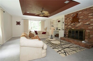 501 Berkshire Dr, Statesville, NC 28677 - photo 6