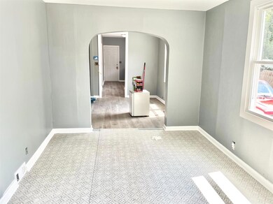 527 Niesen St, La Porte, IN 46350 - photo 5